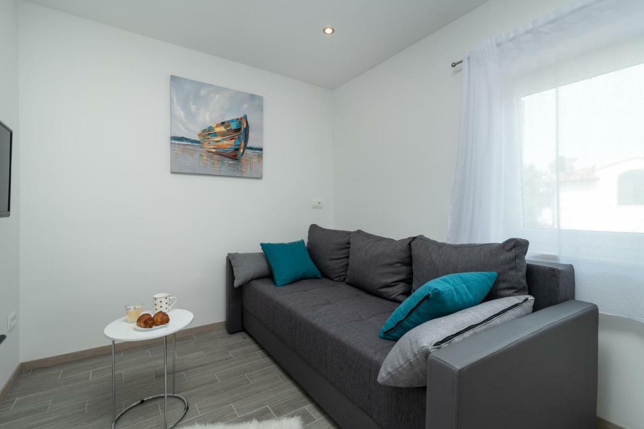 Apartmani Dalmacija Seget Vranjica Extérieur photo