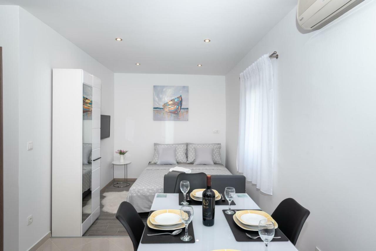 Apartmani Dalmacija Seget Vranjica Extérieur photo