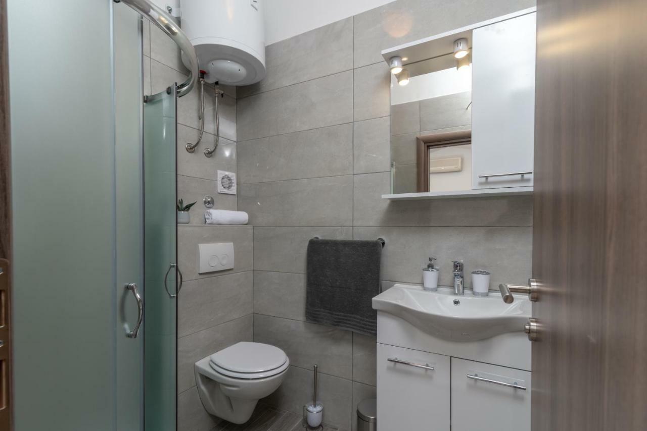 Apartmani Dalmacija Seget Vranjica Extérieur photo