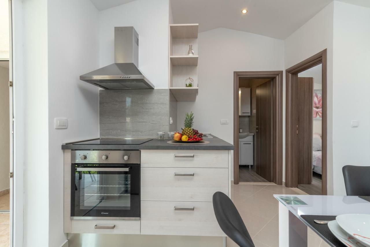 Apartmani Dalmacija Seget Vranjica Extérieur photo