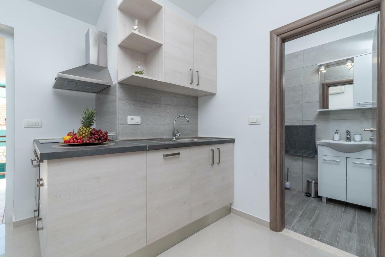 Apartmani Dalmacija Seget Vranjica Extérieur photo