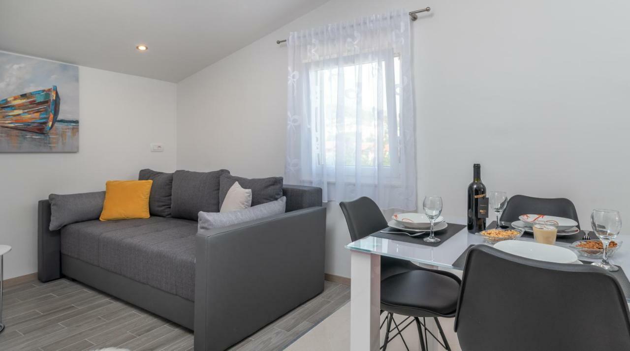 Apartmani Dalmacija Seget Vranjica Extérieur photo